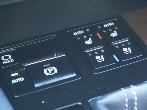 Used 2016 Lexus RX 450h AWD w/ Cold Weather Package image 29