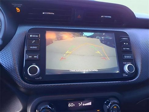 Used 2022 Nissan Kicks SV image 18