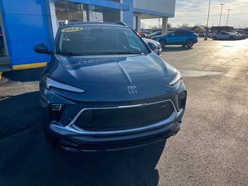 Used 2024 Buick Encore GX Sport Touring w/ Comfort Package image 8