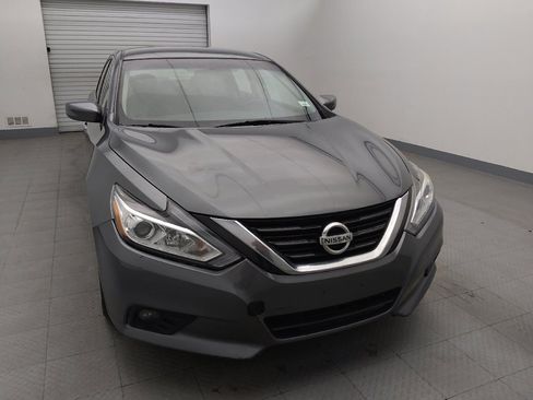 Used 2018 Nissan Altima 2.5 SV image 14