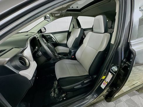 Used 2016 Toyota RAV4 XLE FWD image 23