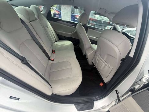 Used 2019 Hyundai Sonata SE FWD image 15