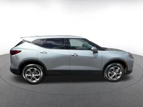 Used 2026 Chevrolet Blazer LT FWD image 13