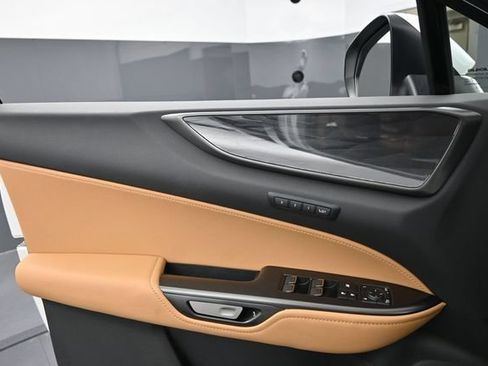 Certified 2025 Lexus NX 250 FWD w/ Premium Package image 19