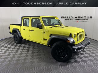 Used 2023 Jeep Gladiator Sport w/ Off Road Group AWD/4WD video 1