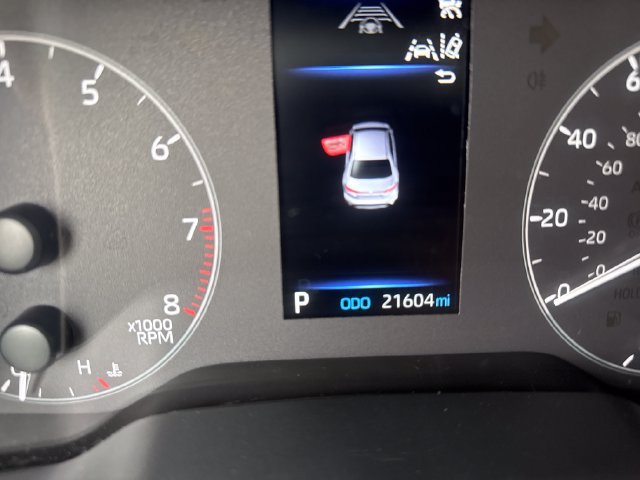 Used 2025 Toyota Corolla LE FWD image 13
