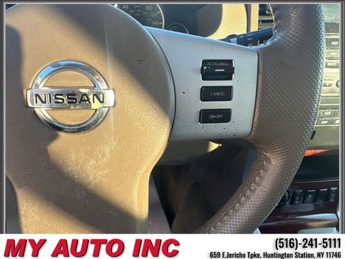 Used 2012 Nissan Pathfinder LE image 21