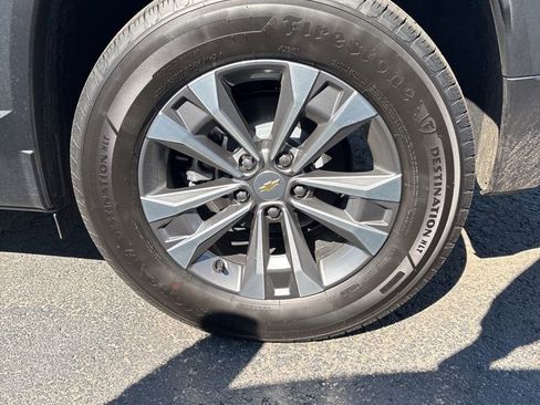 Used 2026 Chevrolet Equinox LT w/ Convenience Package II image 25