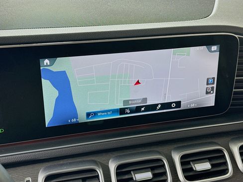 Used 2022 Mercedes-Benz GLE 350 4MATIC image 2