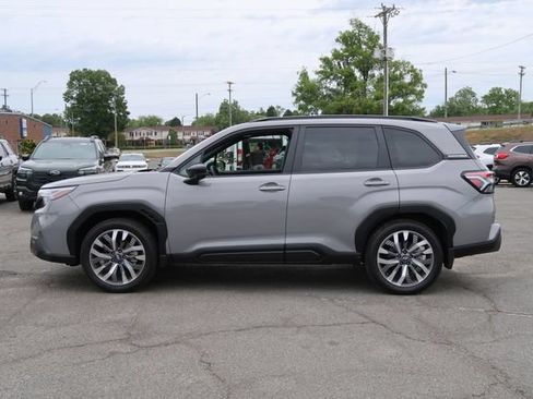 Used 2025 Subaru Forester Touring w/ Protection Package AWD/4WD image 5