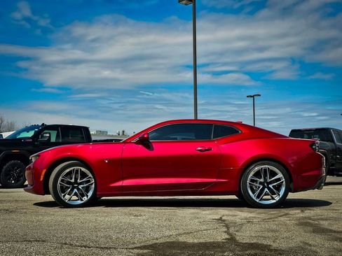 Certified 2021 Chevrolet Camaro LT w/ RS Package RWD image 6