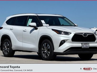 Used 2022 Toyota Highlander XLE