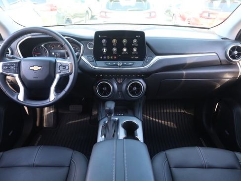Used 2024 Chevrolet Blazer LT w/ Sound & Technology Package FWD image 21