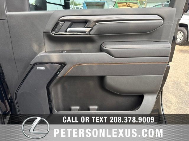 Used 2025 GMC Sierra 3500 AT4 w/ AT4 Premium Plus Package AWD/4WD image 12