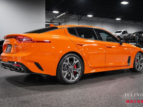 Used 2020 Kia Stinger GT2 image 5