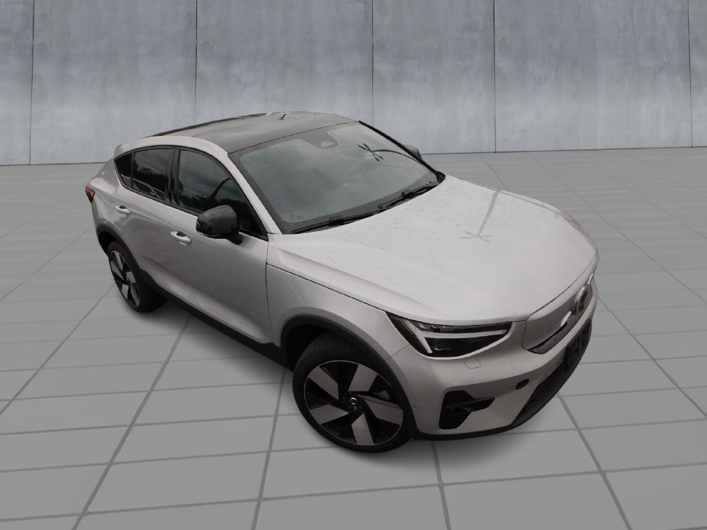 Used 2023 Volvo C40 P8 Recharge Ultimate AWD/4WD image 2