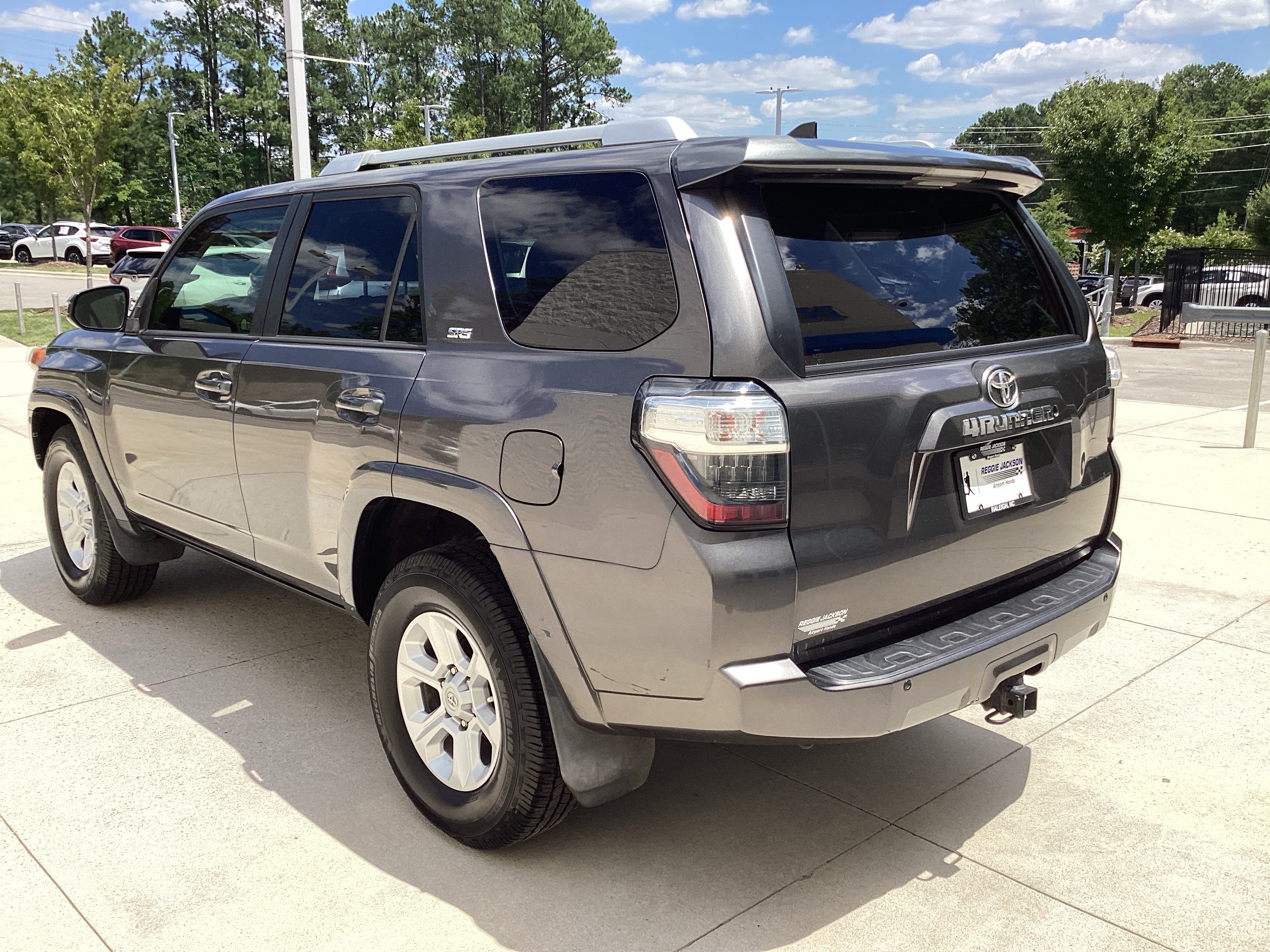 Used 2016 Toyota 4Runner SR5 RWD image 8