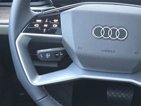 New 2025 Audi Q5 2.0T Premium Plus image 15
