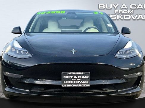 Used 2021 Tesla Model 3 Performance image 3