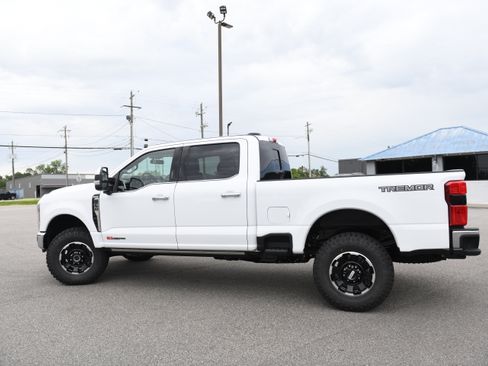 New 2026 Ford F250 King Ranch w/ Tremor Off-Road Package AWD/4WD image 9