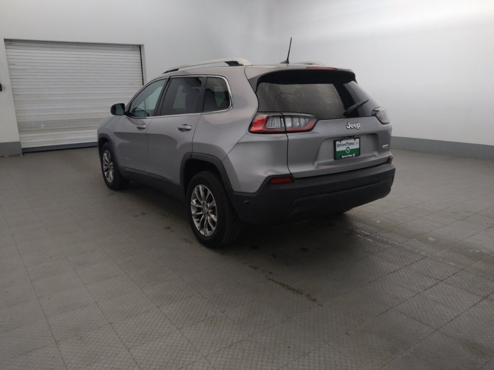Used 2020 Jeep Cherokee Latitude Plus w/ Cold Weather Group FWD image 5