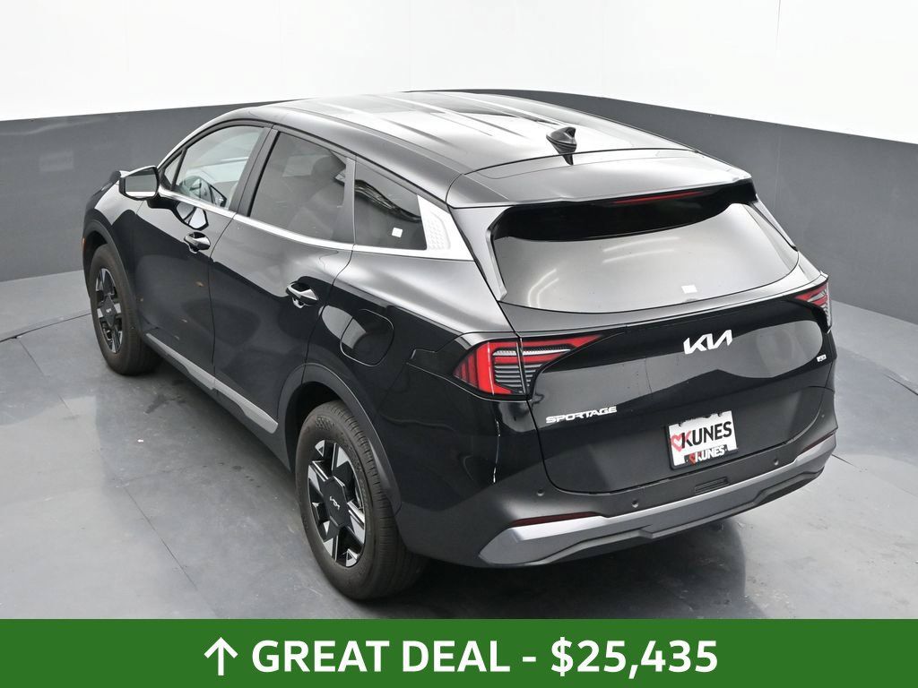 Used 2026 Kia Sportage LX AWD/4WD image 30