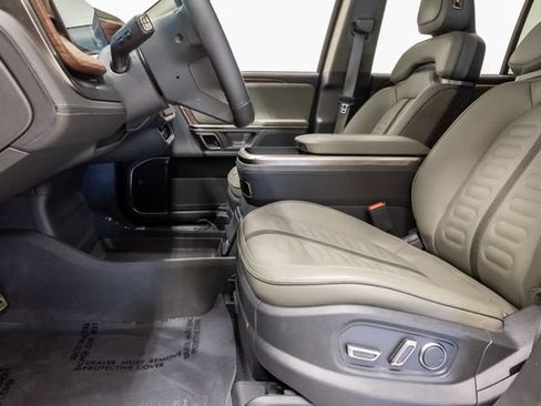 Used 2023 Rivian R1S Launch Edition Quad AWD/4WD image 10