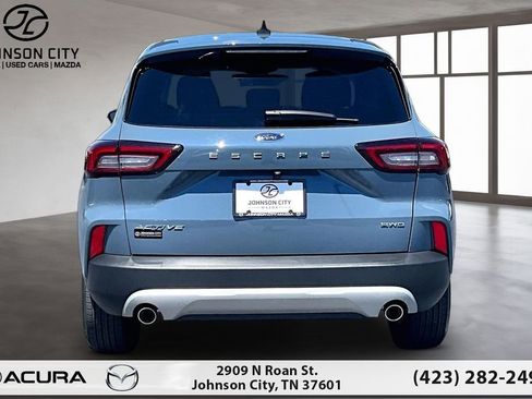 Used 2024 Ford Escape Active AWD/4WD image 4