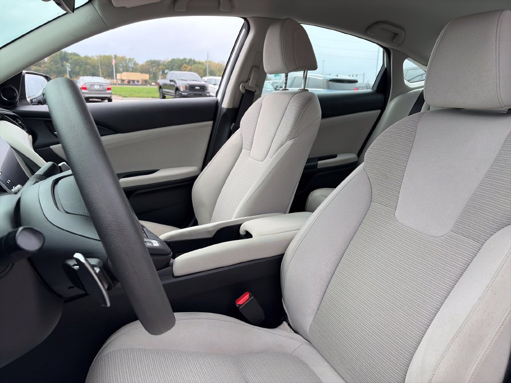 Used 2021 Honda Insight EX image 16