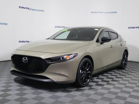 Certified 2025 MAZDA MAZDA3 Carbon AWD/4WD image 11