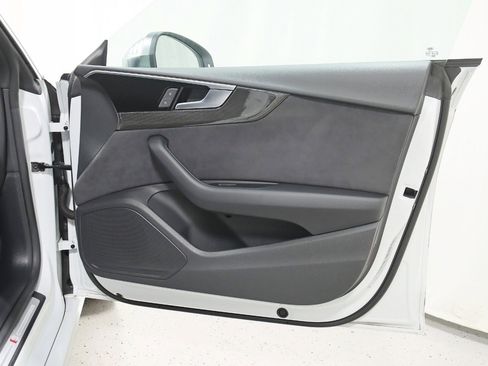 Used 2022 Audi S5 Premium image 32