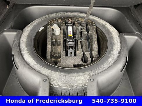Used 2019 Jeep Grand Cherokee Overland AWD/4WD image 22