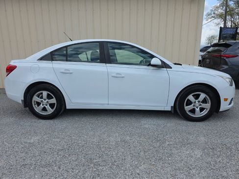 Used 2014 Chevrolet Cruze LT image 3