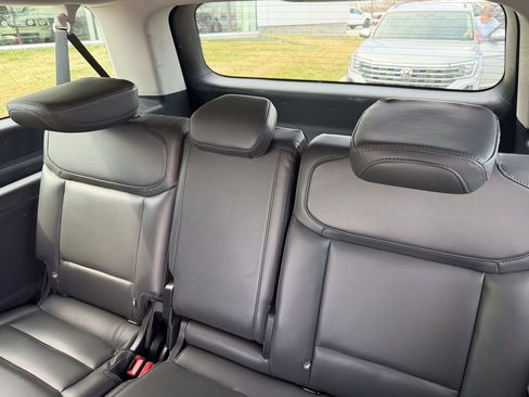 Used 2025 Ford Expedition Max Active image 14