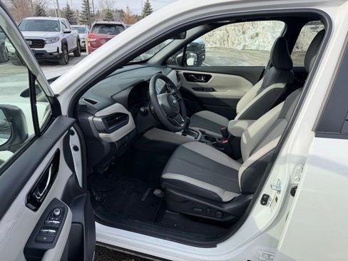 Certified 2025 Subaru Forester Limited image 9