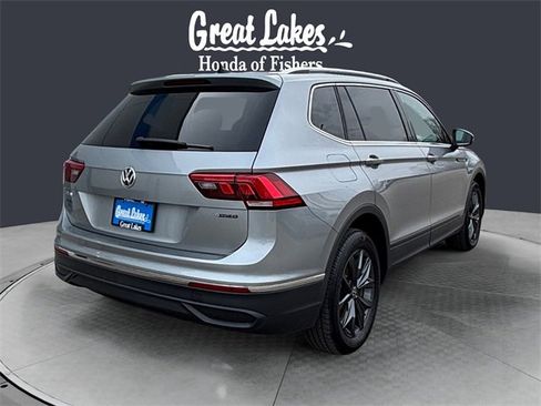 Used 2022 Volkswagen Tiguan SE image 5