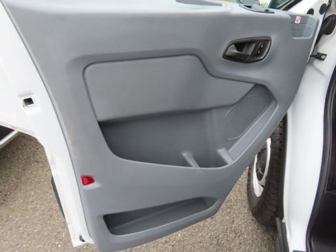 Used 2019 Ford Transit 250 148 Low Roof RWD image 8