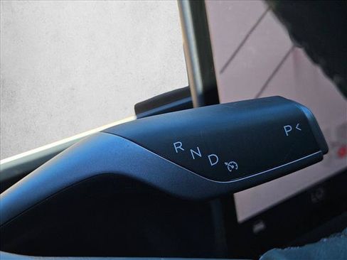 Used 2023 Tesla Model 3 Standard Range RWD image 13