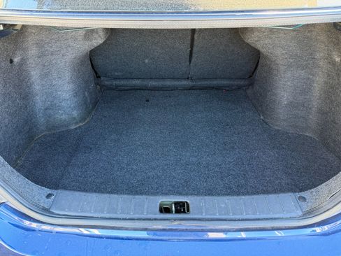 Used 2019 Nissan Versa SV image 15