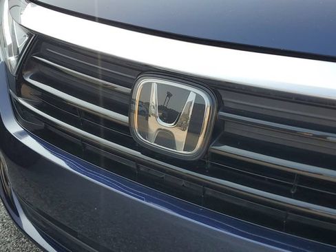 Used 2021 Honda Odyssey Touring image 5