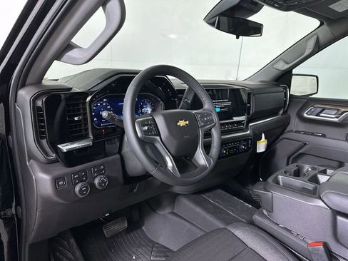 New 2025 Chevrolet Silverado 1500 LT image 10