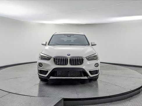 Used 2019 BMW X1 sDrive28i w/ Convenience Package image 12