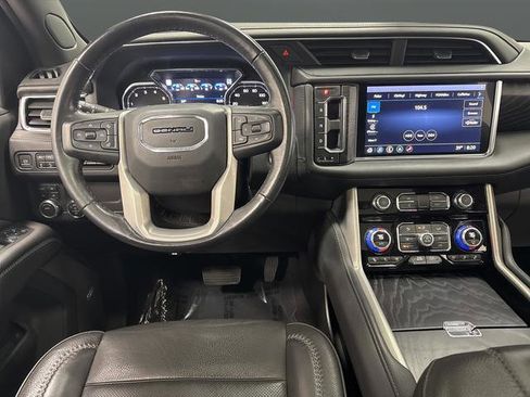 Used 2021 GMC Yukon XL Denali image 5