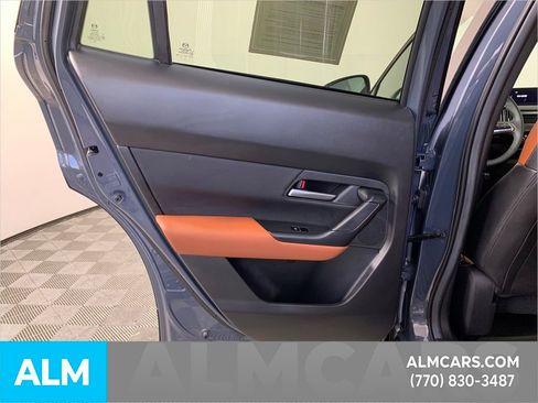 Used 2025 MAZDA CX-50 Meridian Edition w/ Apex Package image 31