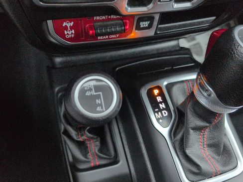 Used 2020 Jeep Wrangler Unlimited Rubicon image 24