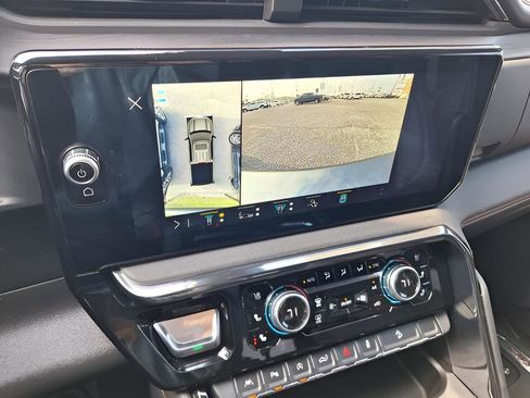 Used 2023 GMC Sierra 1500 AT4 w/ AT4 Preferred Package image 37