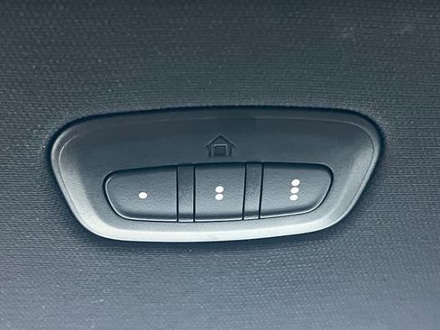 Used 2022 RAM 1500 Big Horn image 30