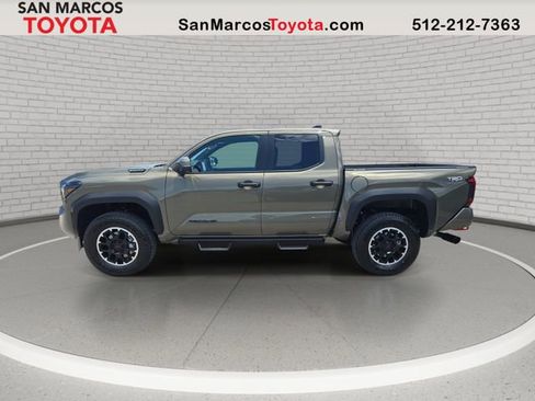 New 2026 Toyota Tacoma TRD Off-Road AWD/4WD image 8