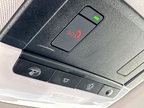 Used 2024 Mitsubishi Outlander FWD image 25