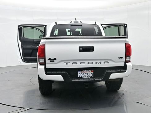 Used 2022 Toyota Tacoma SR image 37